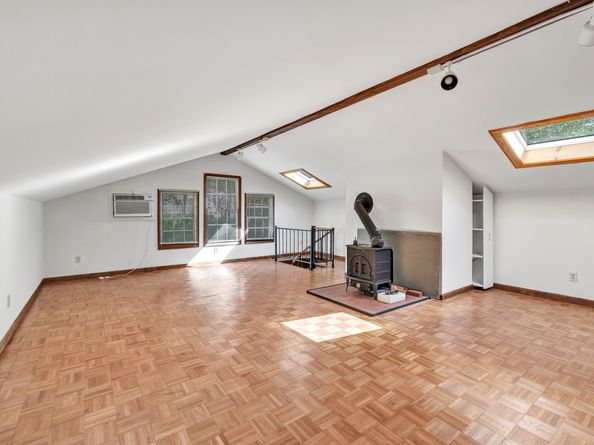 65 Cloverdale Avenue, Shelton CT 06484