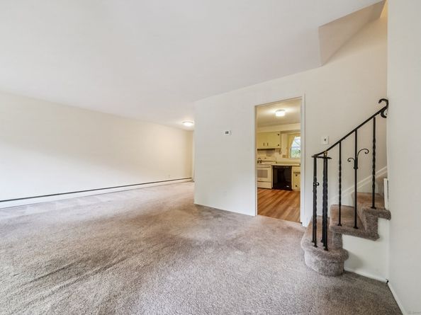 35 Mohawk Drive, Norwalk CT 06851