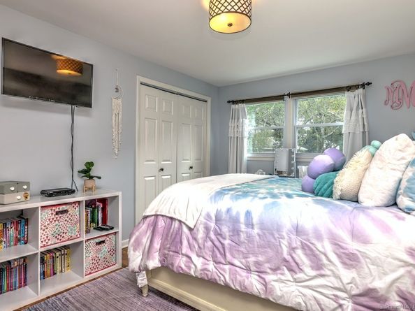 120 Bittersweet Lane, Stratford CT 06614