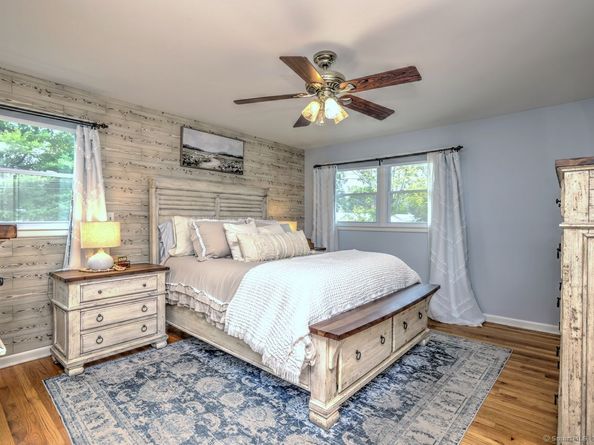120 Bittersweet Lane, Stratford CT 06614