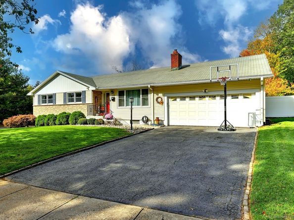 120 Bittersweet Lane, Stratford CT 06614
