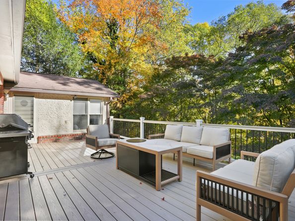 244 Strobel Road, Trumbull CT 06611