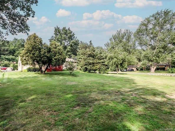 12 Wiltan Drive, Monroe CT 06468