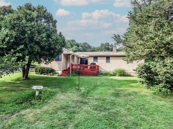 12 Wiltan Drive, Monroe CT 06468