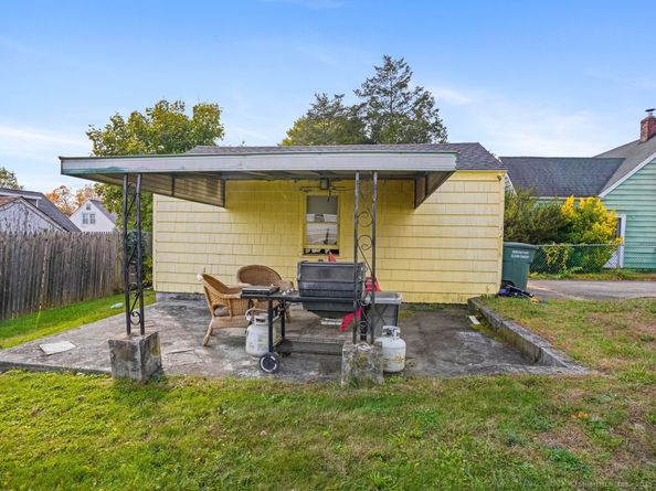 375 Ruth Street, Bridgeport CT 06606