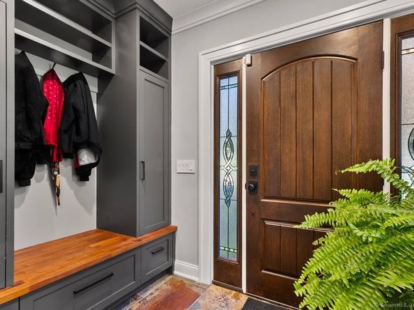 218 N Taylor Avenue, Norwalk CT 06854