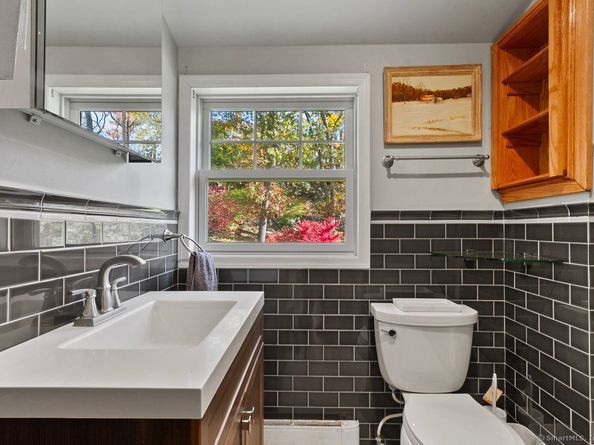 218 N Taylor Avenue, Norwalk CT 06854