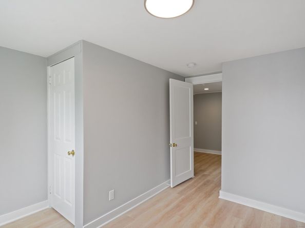 21 Holcomb Avenue, Stamford CT 06906