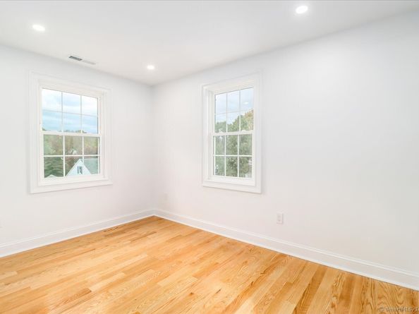 62 Davis Street, Danbury CT 06810