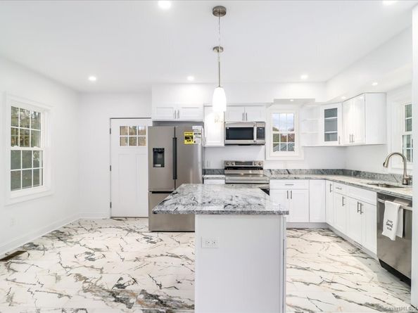 62 Davis Street, Danbury CT 06810