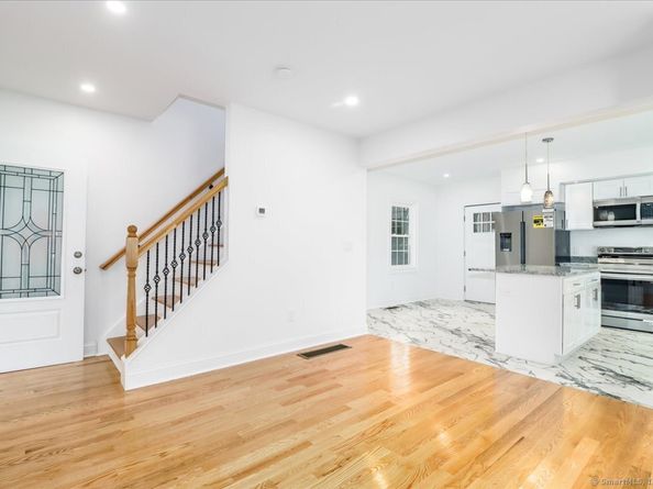 62 Davis Street, Danbury CT 06810