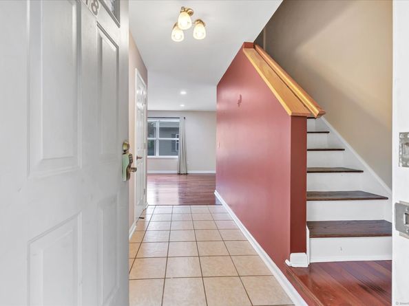 5 Rockland Road APT A8, Norwalk CT 06854