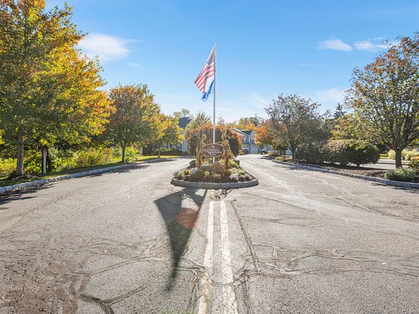 302 Lexington Boulevard 302, Bethel CT 06801