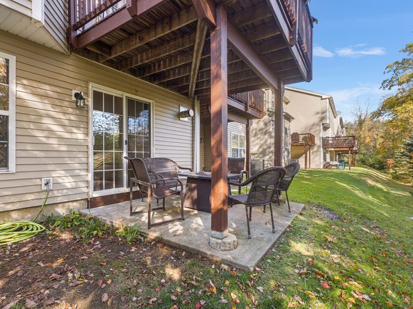 302 Lexington Boulevard 302, Bethel CT 06801