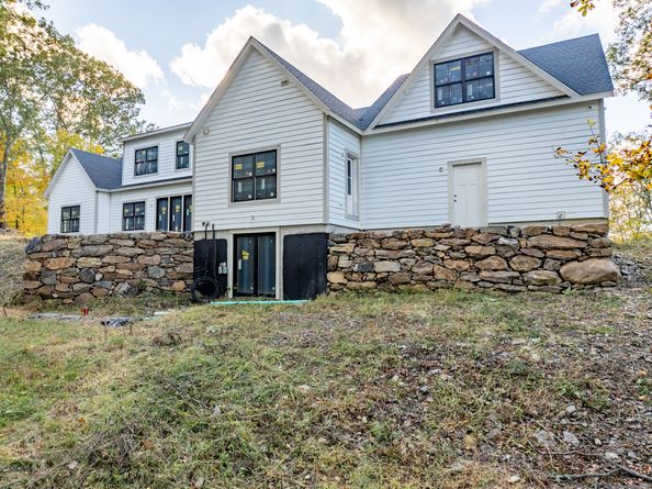 255 Great Plain Road, Danbury CT 06811