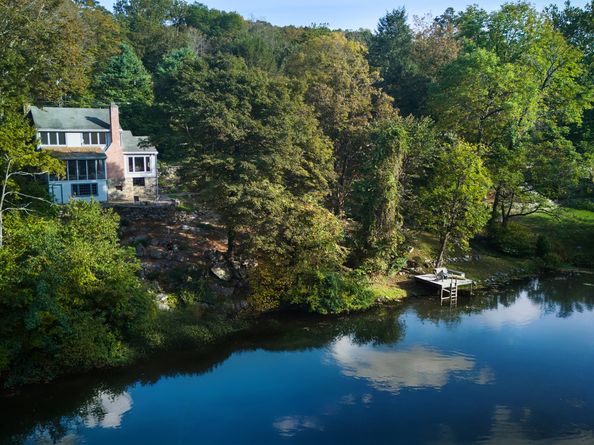 136 Lyons Plain Road, Weston CT 06883
