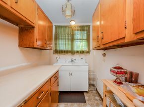 760 Howe Avenue, Shelton CT 06484
