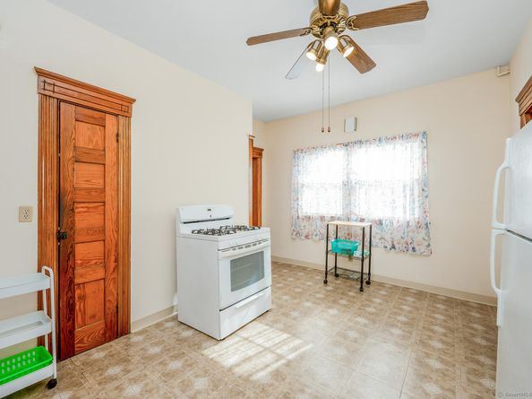 760 Howe Avenue, Shelton CT 06484