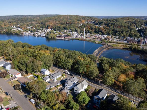 760 Howe Avenue, Shelton CT 06484