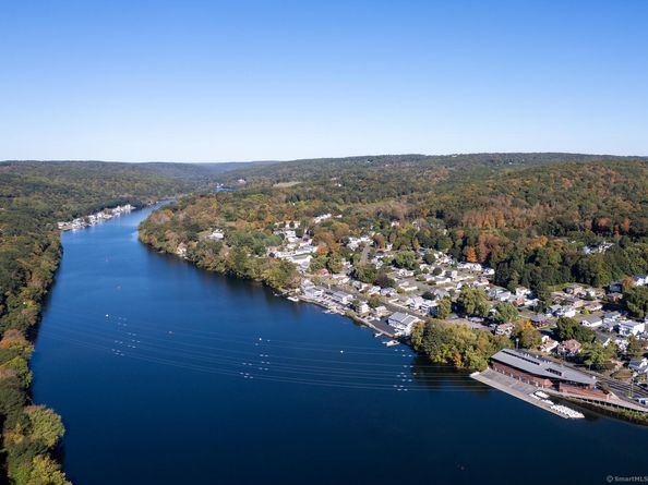 760 Howe Avenue, Shelton CT 06484