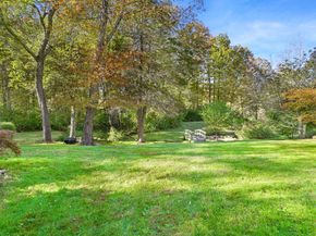 477 Newtown Turnpike, Redding CT 06896