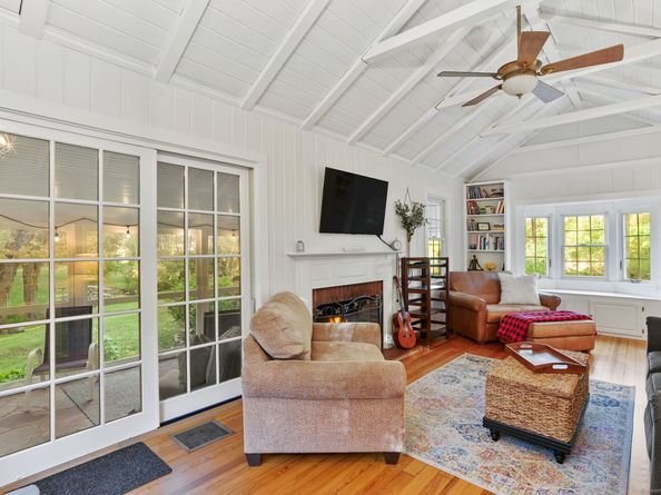 477 Newtown Turnpike, Redding CT 06896