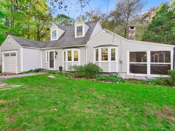 477 Newtown Turnpike, Redding CT 06896