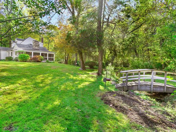 477 Newtown Turnpike, Redding CT 06896