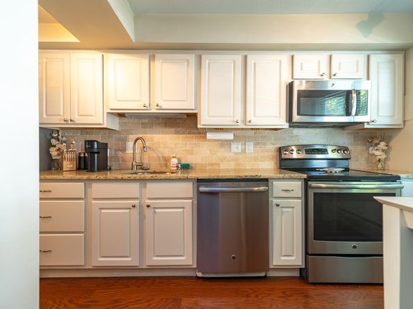 109 Highland Road 109, Stamford CT 06902