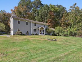 10 Buckboard Ridge, Bethel CT 06801