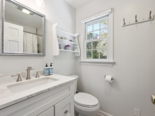 10 Buckboard Ridge, Bethel CT 06801
