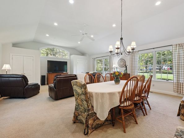 10 Buckboard Ridge, Bethel CT 06801