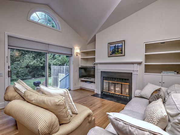 230 Saugatuck Avenue U6, Westport CT 06880