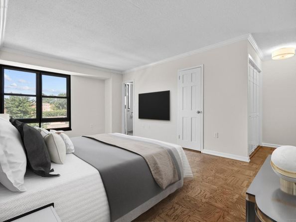 44 Strawberry Hill Avenue 5L, Stamford CT 06902