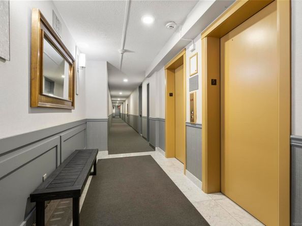 44 Strawberry Hill Avenue 5L, Stamford CT 06902