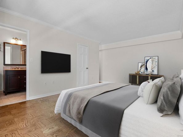 44 Strawberry Hill Avenue 5L, Stamford CT 06902