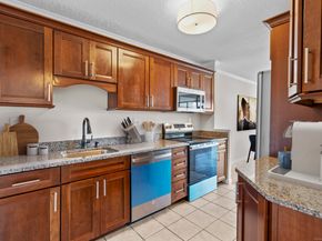 44 Strawberry Hill Avenue 5L, Stamford CT 06902