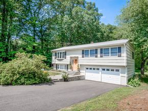 15 Winthrop Drive, Shelton CT 06484