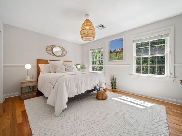 6 Saugatuck Ridge Road, Danbury CT 06810