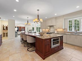 113 Skyview Lane, New Canaan CT 06840