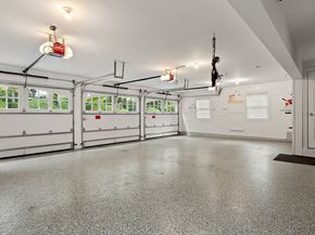 113 Skyview Lane, New Canaan CT 06840