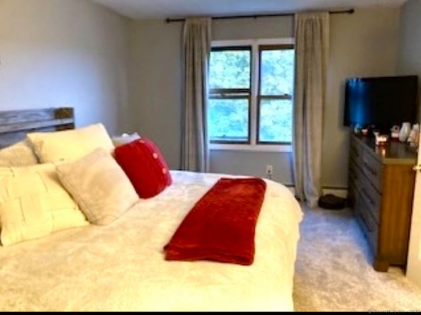 19 Colony Street, Shelton CT 06484