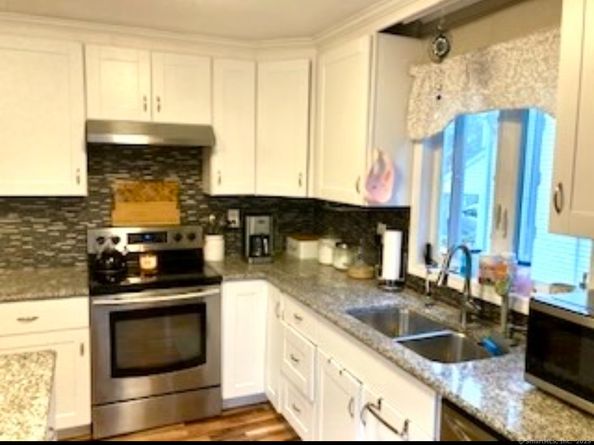 19 Colony Street, Shelton CT 06484