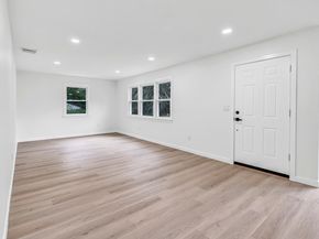 275 Dayton Road, Trumbull CT 06611