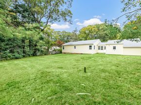 275 Dayton Road, Trumbull CT 06611