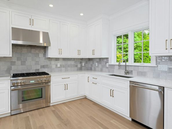 30 Lake Drive, Darien CT 06820
