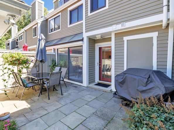 61 Country Walk 61, Shelton CT 06484