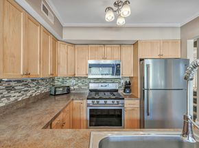 61 Country Walk 61, Shelton CT 06484
