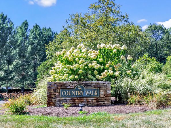 61 Country Walk 61, Shelton CT 06484