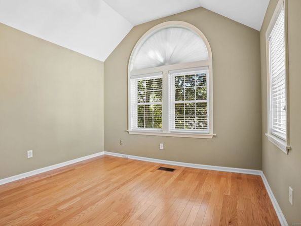 19 Rivendell Drive 19, Shelton CT 06484